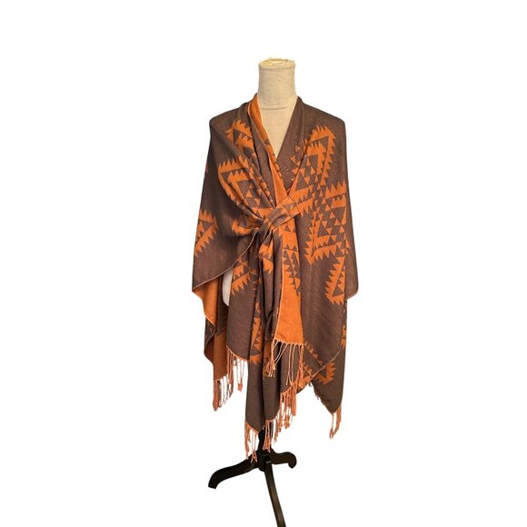 Aztec Southwestern Poncho Reversible Wrap Warm Soft With Fringe One SZ - Picture 7 of 7